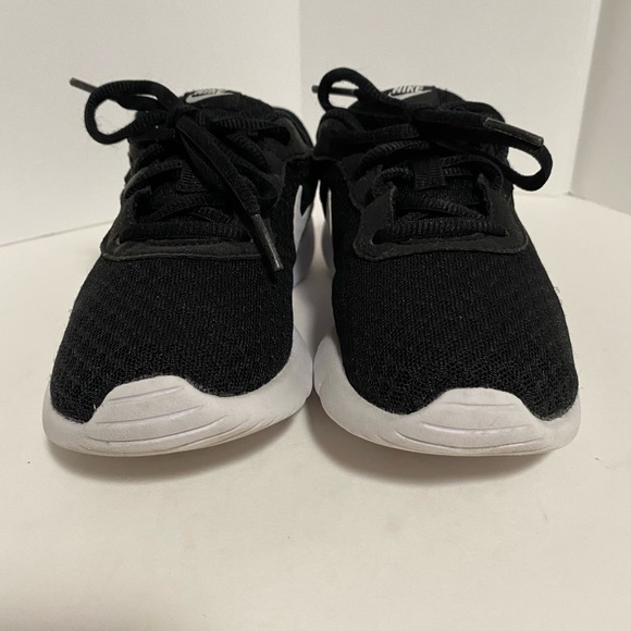 Nike Tanjun Black Lace Up Size 13.5C Good Condition - Picture 7 of 8